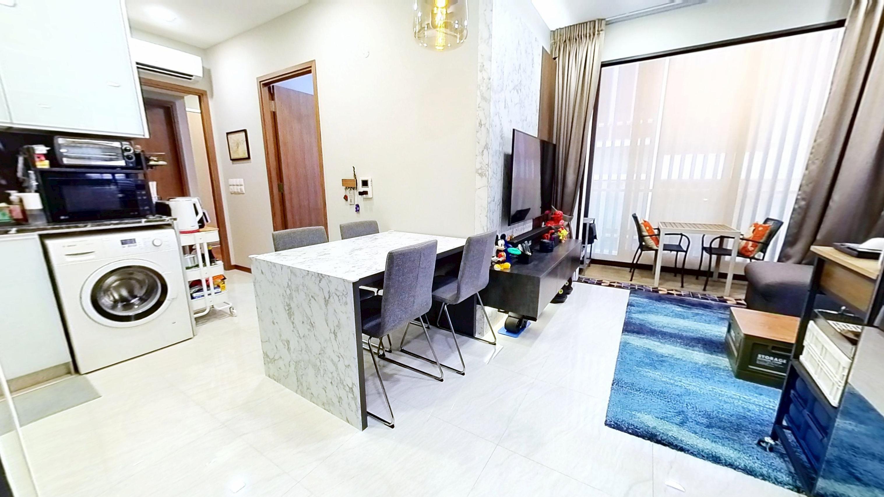 Sandy Eight, Freehold 2-Bedroom in Dakota / Marine Parade, Singapore