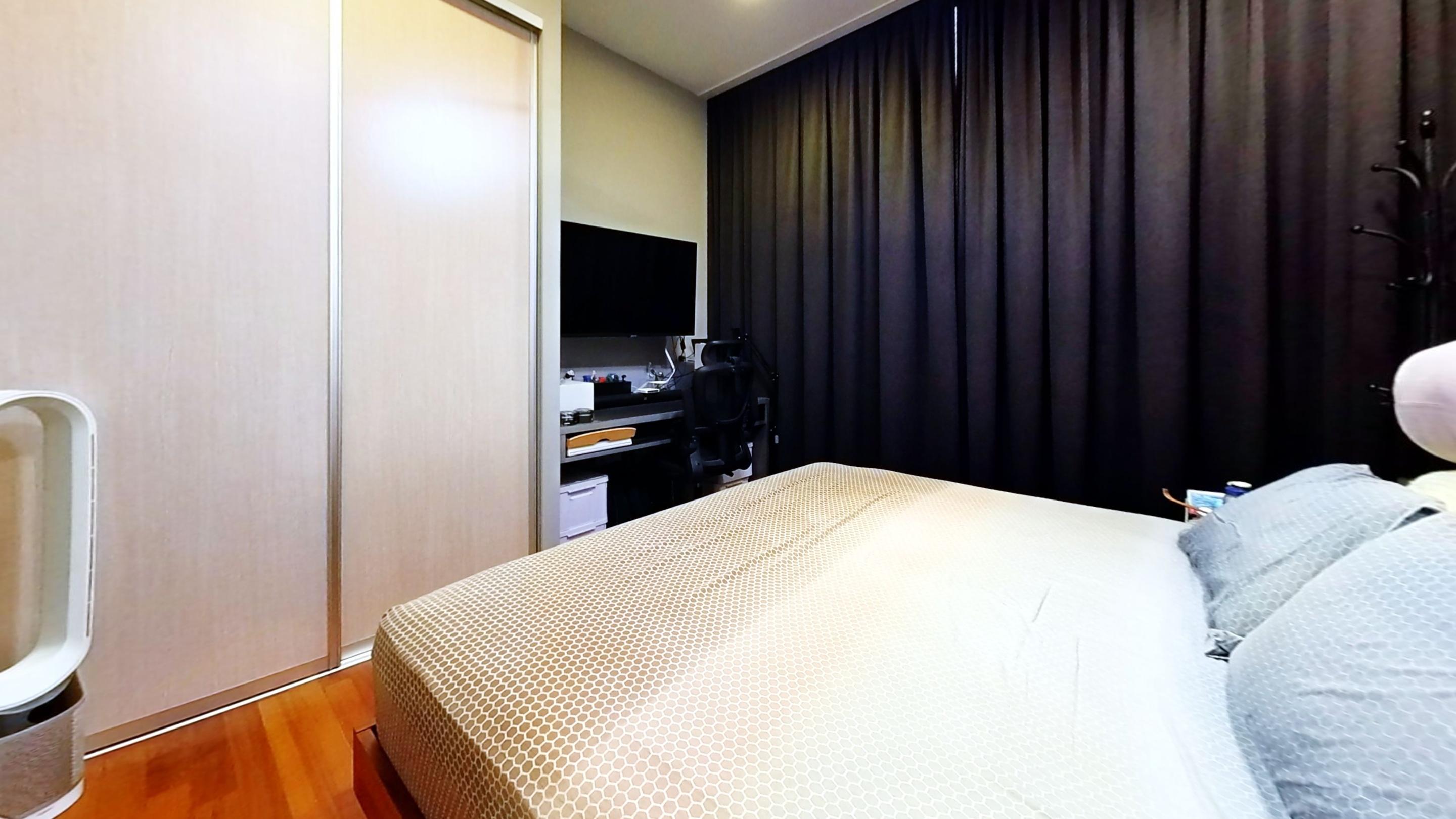 Sandy Eight, Freehold 2-Bedroom in Dakota / Marine Parade, Singapore